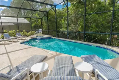 Image de 6 Bed 4. 5 Bath Villa Villa with Screened-In Private Pool, Kids Bedroom