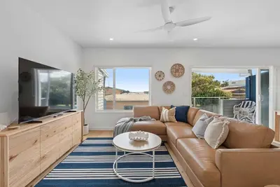 Image de Sandy Toes - Walk to Beach, Pet Friendly, Stylish