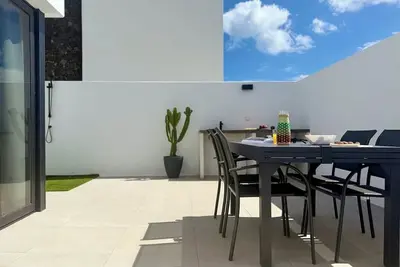 Image de Canaryislandshost l Almar de Arrieta Ii