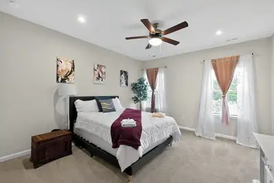 Image de Spacious Cary Haven - Mins to Downtown, Rdu, WakeMed, Fenton, Unc Health