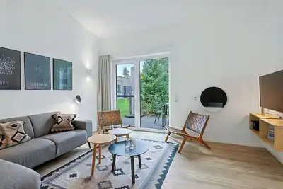 Image de Belle maison de vacances privée avec Wifi, piscine, bain à remous, Tv, terrasse et animaux admis