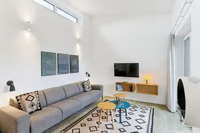 Image de Magnifique maison de vacances privée avec bain à remous, Wifi, piscine, Tv et terrasse