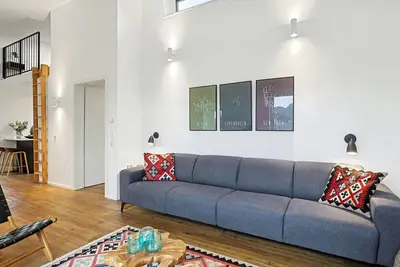 Image de Merveilleuse maison de vacances privée avec bain à remous, piscine, Wifi, Tv et terrasse