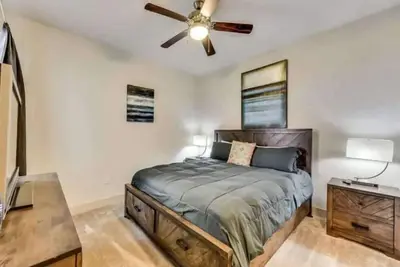 2bd  Pool  Cityline Dr. Richardson (Rd021)