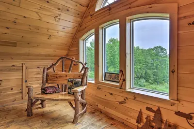 Image de Cabin Near Scranton | Fire Pit & Nature