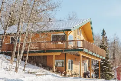 Image de Family run swiss-style chalet, sauna and ski retreat near Twin Lakes
