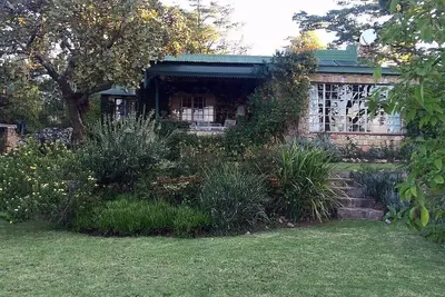 Image de Victorian style cottage in Nyanga - 2096
