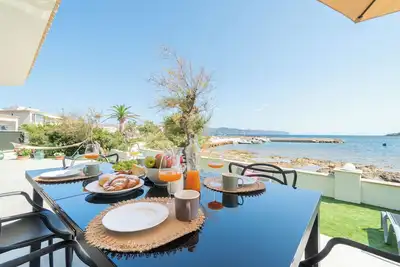 Image de Es Tamarells, Seashore House