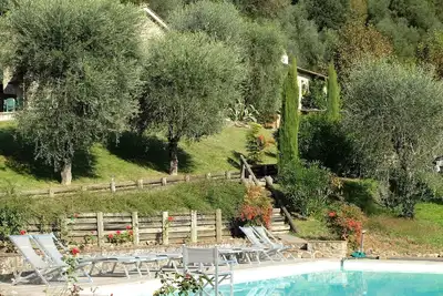 Image de \"Casa l'Olivo\" in the hills of Lucca with swimming pool 30 min from the sea of Viareggio