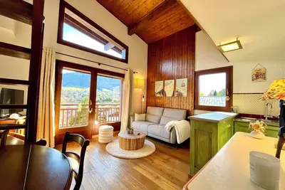 Image de Charmant appartement avec vue sur les montagnes