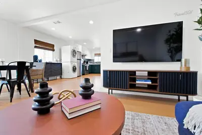 Image de 4br Casa Chillambra + Ev Charger #TravelSGV