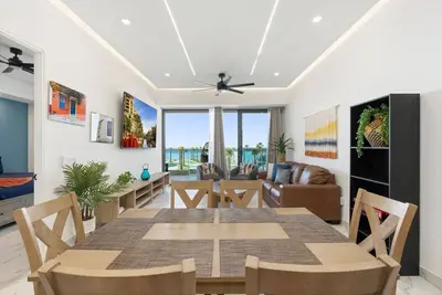 Image de Encantame Soleil 2nd floor| 2br |Sleeps8