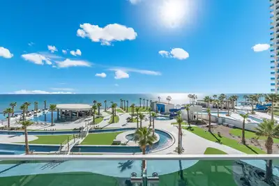 Image de Encantame Soleil 1br |Sleeps 4 lock off unit