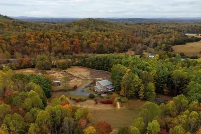 Image de Starwood Manor • Mountain Views • Firepit • 36Acre