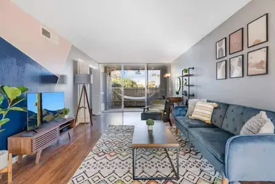 Image de Scottsdale, Walk to Old Town + Pool/Hot Tub, 1bd:1bth