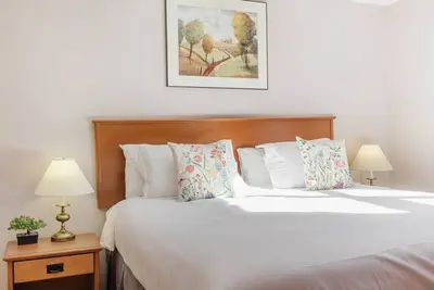 Image de Cozy Canmore 2-Bedroom Retreat