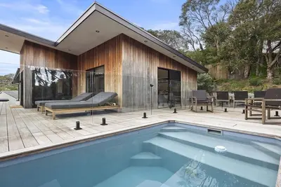 Image de My Family Oasis with plunge pool in Rye