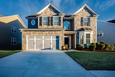 Image de Spacious 5-bedroom house in terrific Lilburn with Ac