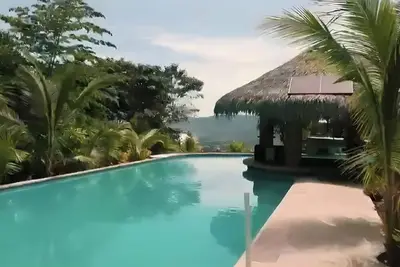 Image de Pet-Friendly Eco Lodge | Pool and Jacuzzis