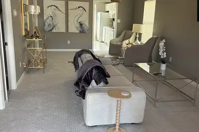 Image de 2-bedroom/2bath townhome in the heart of Evans Ga!