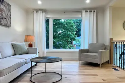 Image de Sunny Heaven Retreat between Toronto and Falls