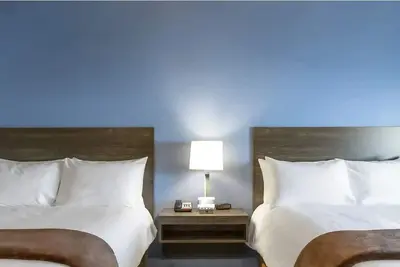 Image de Comfortable 3-Room Retreat by Turtle Bay, Shops & Scenic River