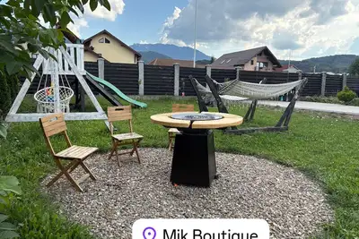 Image de Mik Chalet. Pet friendly