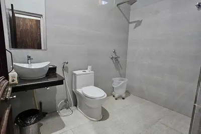 Image de Six Private Rooms: Stay with Award-Winning Guide