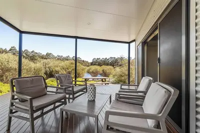 Image de Wilyabrup Waters Lakeside Haven in the Wine Region