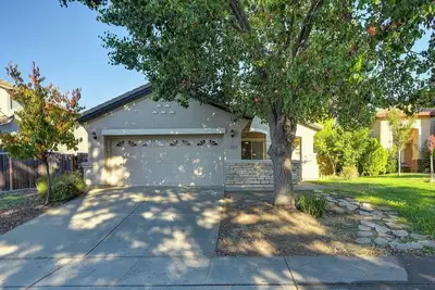 Image de Folsom Lake Beauty 3 Bedroom/ 2 Bath