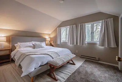 Image de Peaceful 2br Macungie Twilight Haven, near Bear Creek, King & Queen Beds