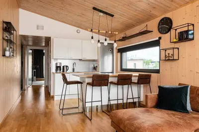 Image de Beautiful one bedroom apartment with sauna