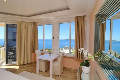 Image de Hotel Pansion Villa Antonio - Royal Two Bedroom Suite with Balcony and Sea View 30