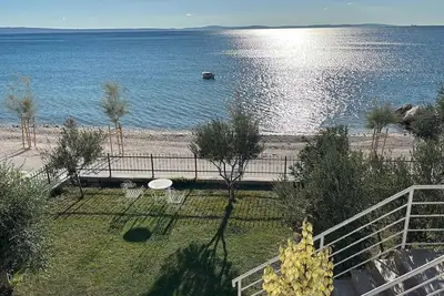 Image de Superbe appartement de 2 chambres à Podstrana