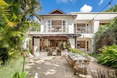 Image de Claridges 6 · Salt Life at Claridges