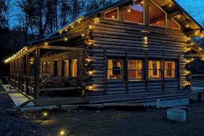 Image de Spacious Cabin on 65 acres with no neighbors