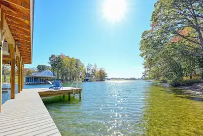 Image de New Lakefront Lake Anna, Dock, Deck, Views, Games