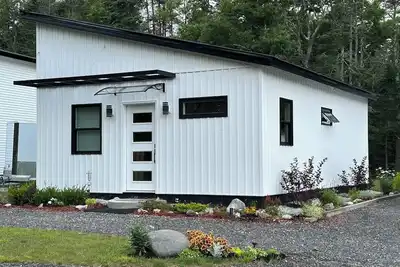 Image de Mast Landing Mini Cottage