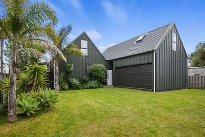 Image de Relax on Williamson - Whangamata