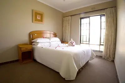 Image de Luxury Midlands Chalet | Spa Bath | Balcony