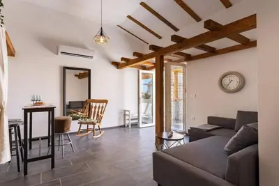 Image de Two Bedroom Apartment With Loggia And Sea View