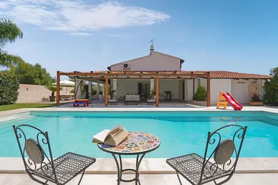 Image de Villa Frati In C. Da Monasteri - Accommodation with 4 Bedrooms