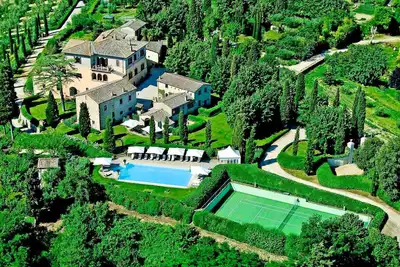 Image de Villa Altamira - Dix-huit Chambres Villa, Couchages 36