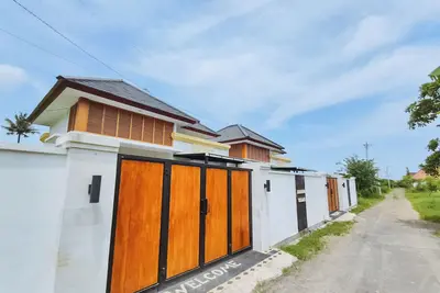 Bali Lovina Karuna Villa