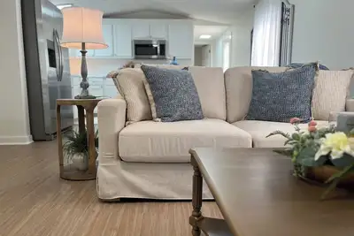 Image de Cozy Remodeled 2br/2ba Home Near Inman & Highway 9