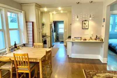 Southwestern Bungalow - Central & Cozy/2br/2 Bath