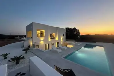 Image de Villa Monacelle, a stone's throw from the sea