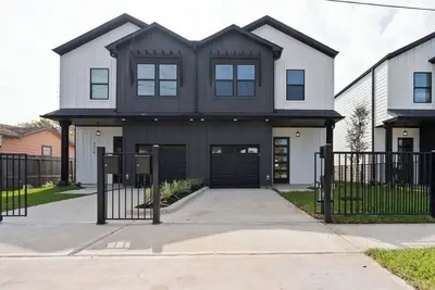 Image de Spacious 4-bedroom home minutes away from Downtown Houston