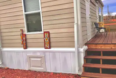 Image de Welcoming to the Halfway Haven at Oleo Acres in Fairfield, Nd.