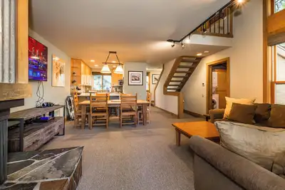 Image de Coyote Cabin at Northstar_PS4, Gas Fireplace, Trail, Golf, Shuttle, Npoa Amenity Passes